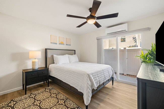 Foto del edificio - 3030 Suncrest Dr