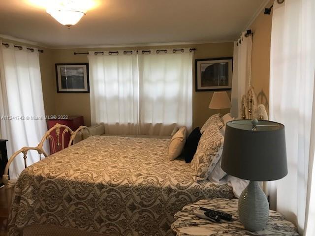 Foto del edificio - 2335 Trapp Ave