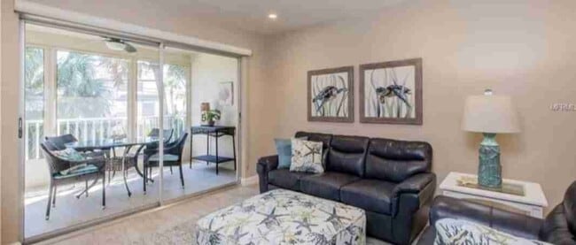 Building Photo - 4307 Gulf Dr