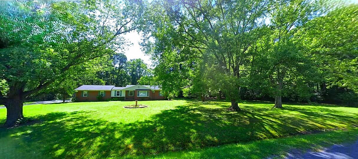 Foto del edificio - 1004 Riverview Ter