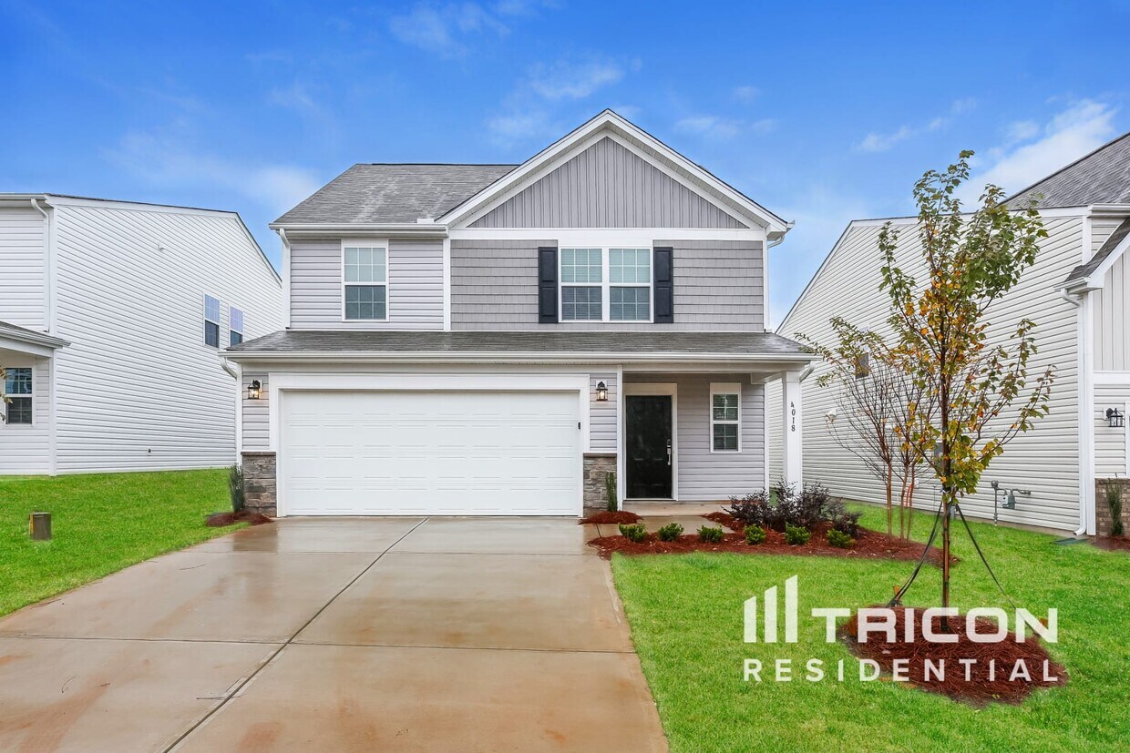 Foto principal - 4018 Rustling Grass Trl