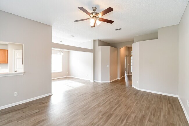 Foto del edificio - 1508 Austin Ln