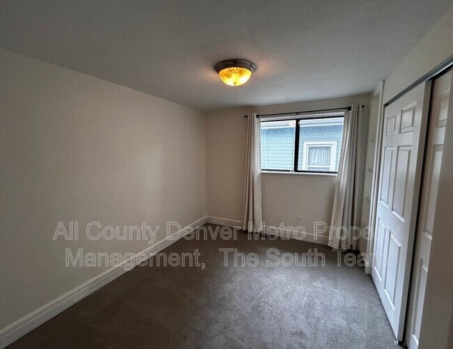 Foto del edificio - 2820 S Acoma St
