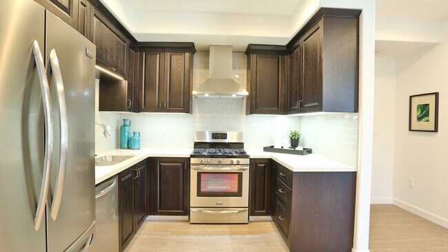 Foto del edificio - 12700 Moorpark St