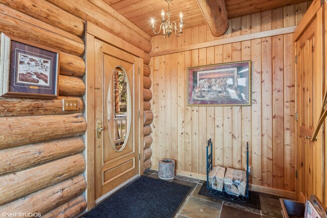 Building Photo - Point of Pines