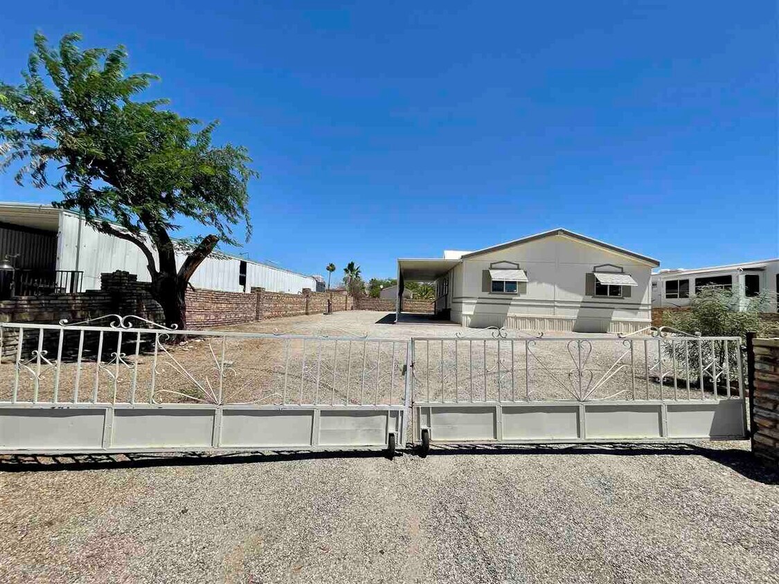 14250 E 31st Pl, Yuma, AZ 85367 House Rental in Yuma, AZ
