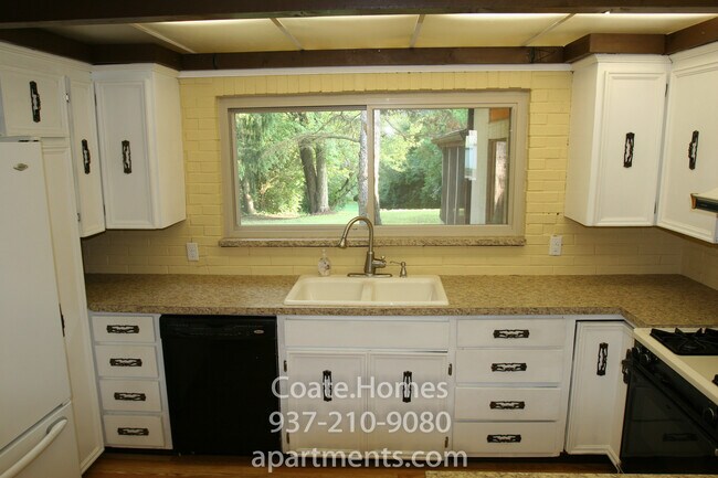 Foto del edificio - 10450 Faulk Street