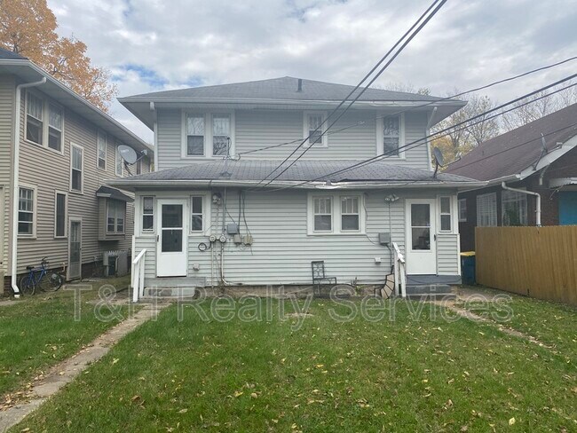 Building Photo - 4220 Carrollton Ave