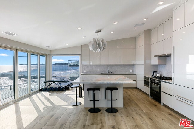 Building Photo - 25216 Malibu Rd