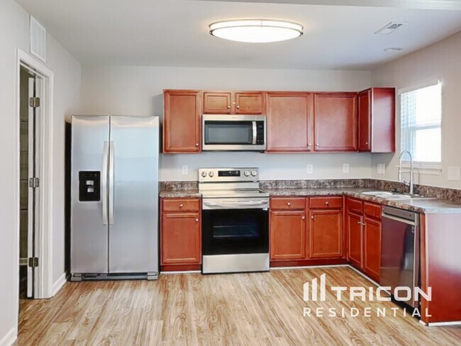 Foto del edificio - 4079 Village Park Ct