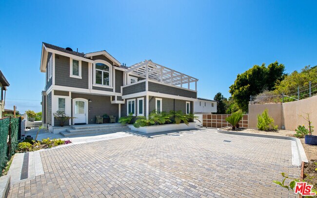 Building Photo - 25157 Malibu Rd