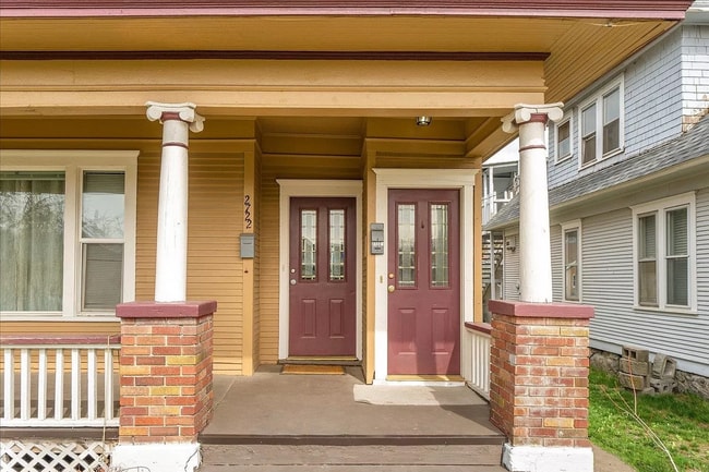 Building Photo - 2722 W Sinto Ave