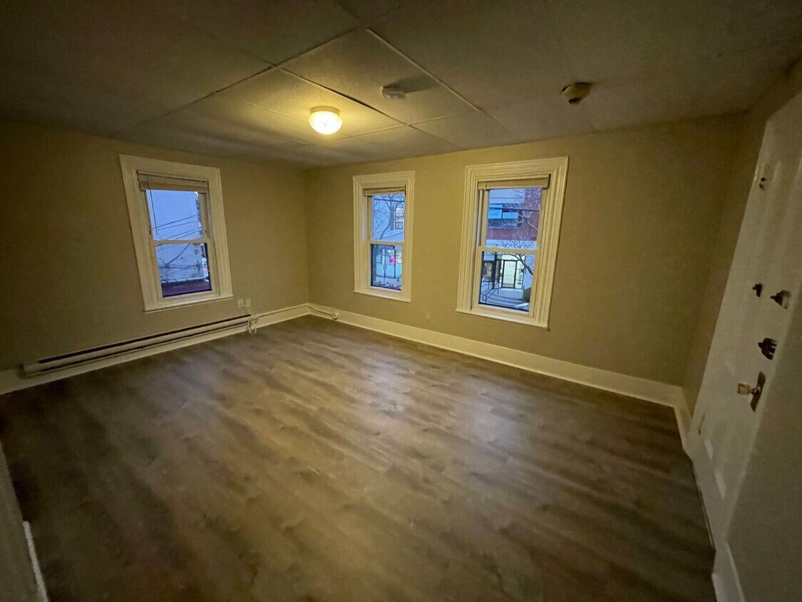 Primary Photo - One Bedroom ** Newton Highlands Village ~ ...