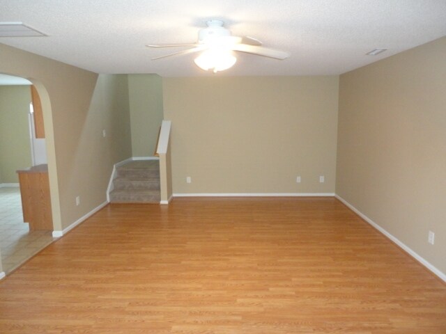 Foto del edificio - 4609 Twin Spires Dr