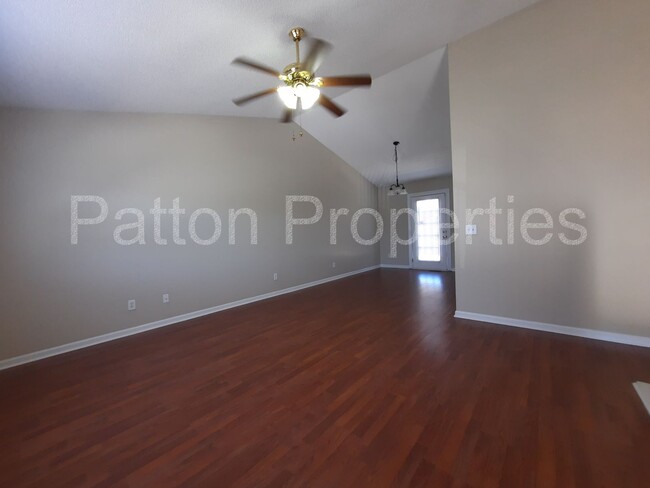 Foto del edificio - Villages at White Knoll