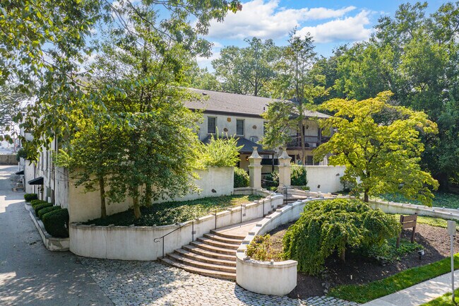 Foto del edificio - Ardglen Gardens Apartments