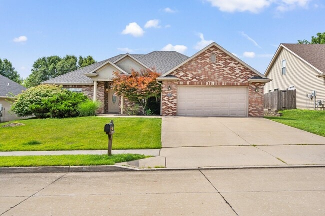 Building Photo - 4804 Cedar Coals Ct
