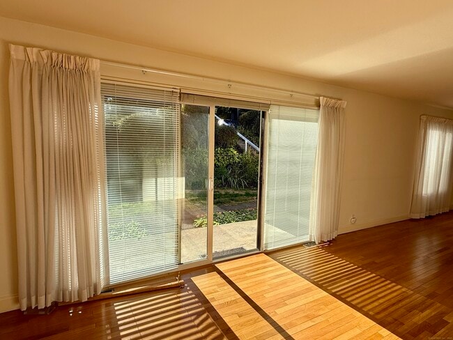 Foto del edificio - 5 Stebbins Close