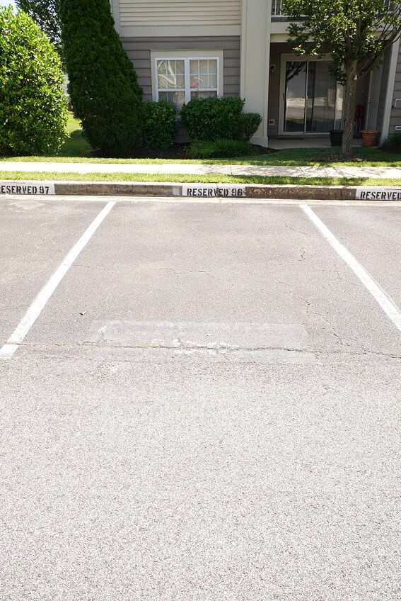 Foto del edificio - 9121 Gracious End Ct