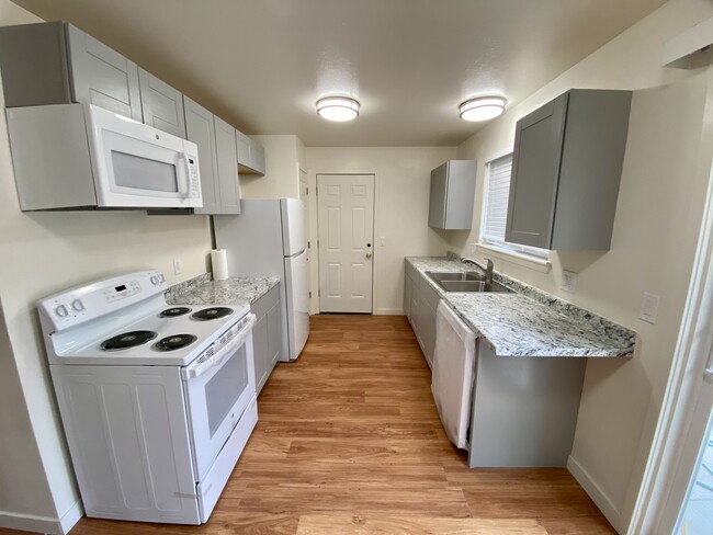 Foto del edificio - 18159 E Asbury Dr