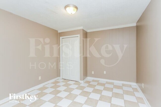 Foto del edificio - 8222 E 37th Pl
