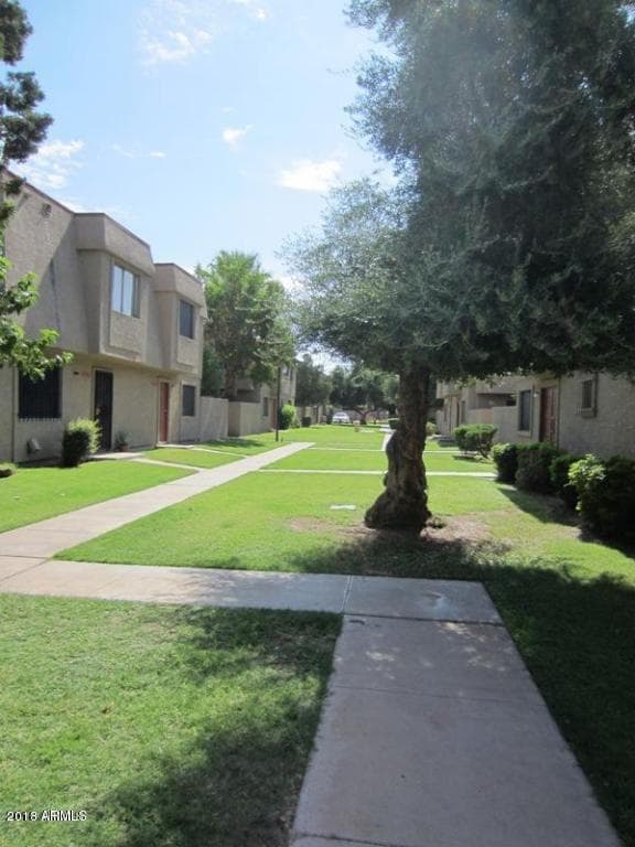 Building Photo - 4052 W Mesquite Ln