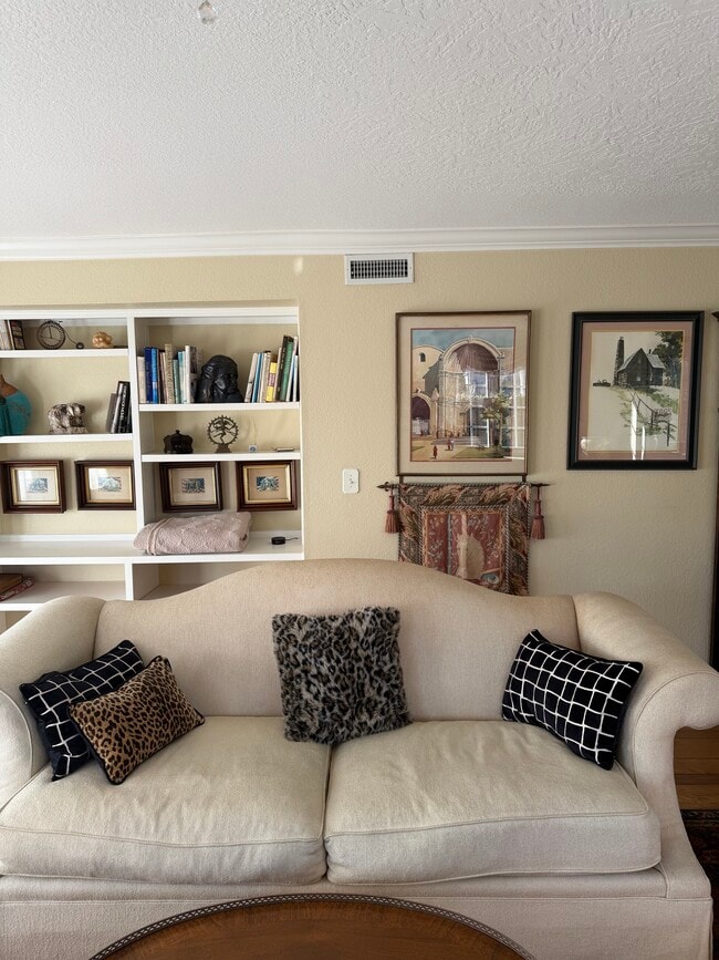 Foto del edificio - 444 Fern Glen