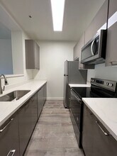 Building Photo - 1524 1st Ave