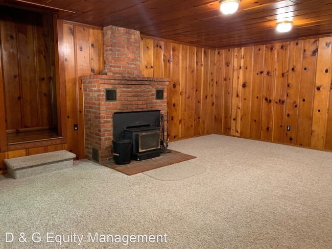 Building Photo - 3 br, 1.5 bath House - 125 Nob Ave.