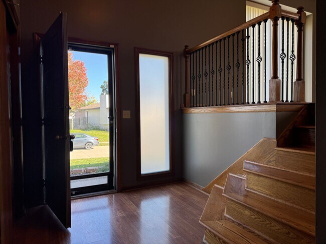 Foto del edificio - 12957 Camden Ave