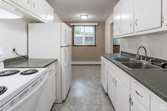 Interior Photo - Burnsville Pointe