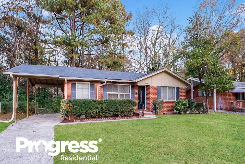 Primary Photo - 1137 Roebuck Lawn Dr
