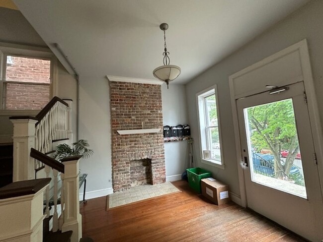 Building Photo - 3217 Hanover Ave
