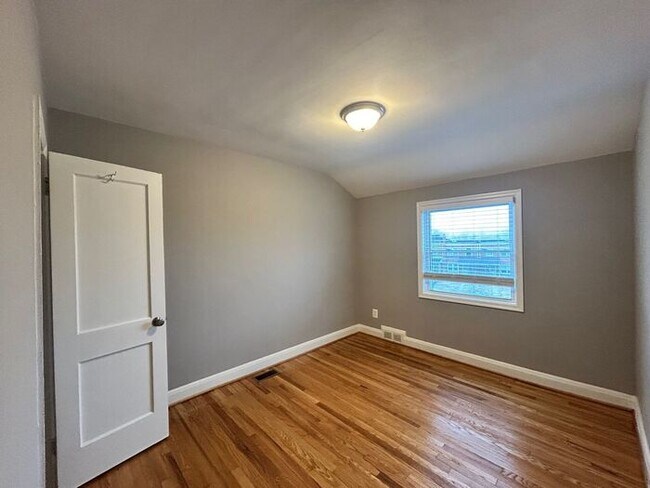 Foto del edificio - 3 Bedrooms in Parkville MD