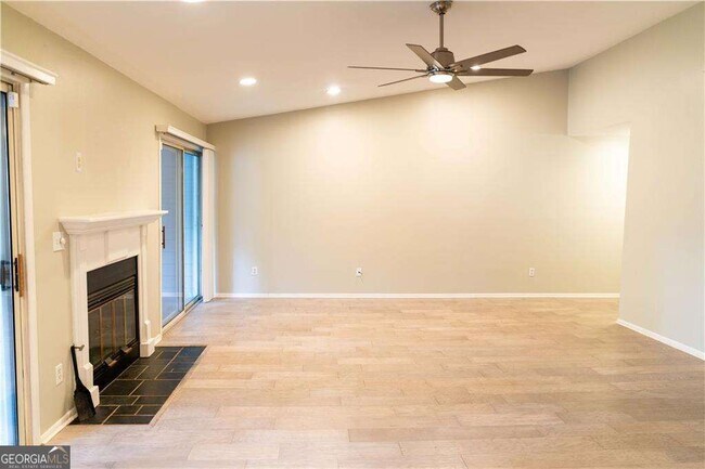 Building Photo - 72 Fair Haven Way