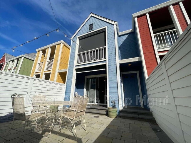 Building Photo - 1523 P St