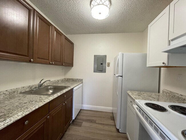 Foto del edificio - 1089 Benoist Farms Rd