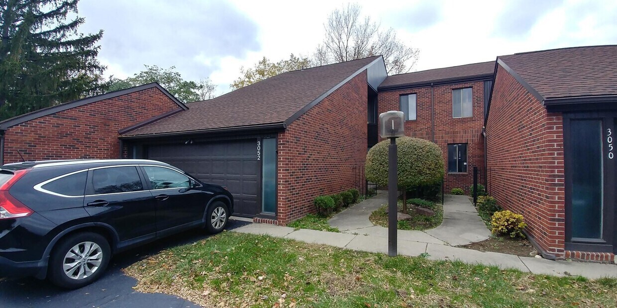 3052 Lindenwood Dr Unit 94, Dearborn, MI 48120 Condo for Rent in Dearborn, MI