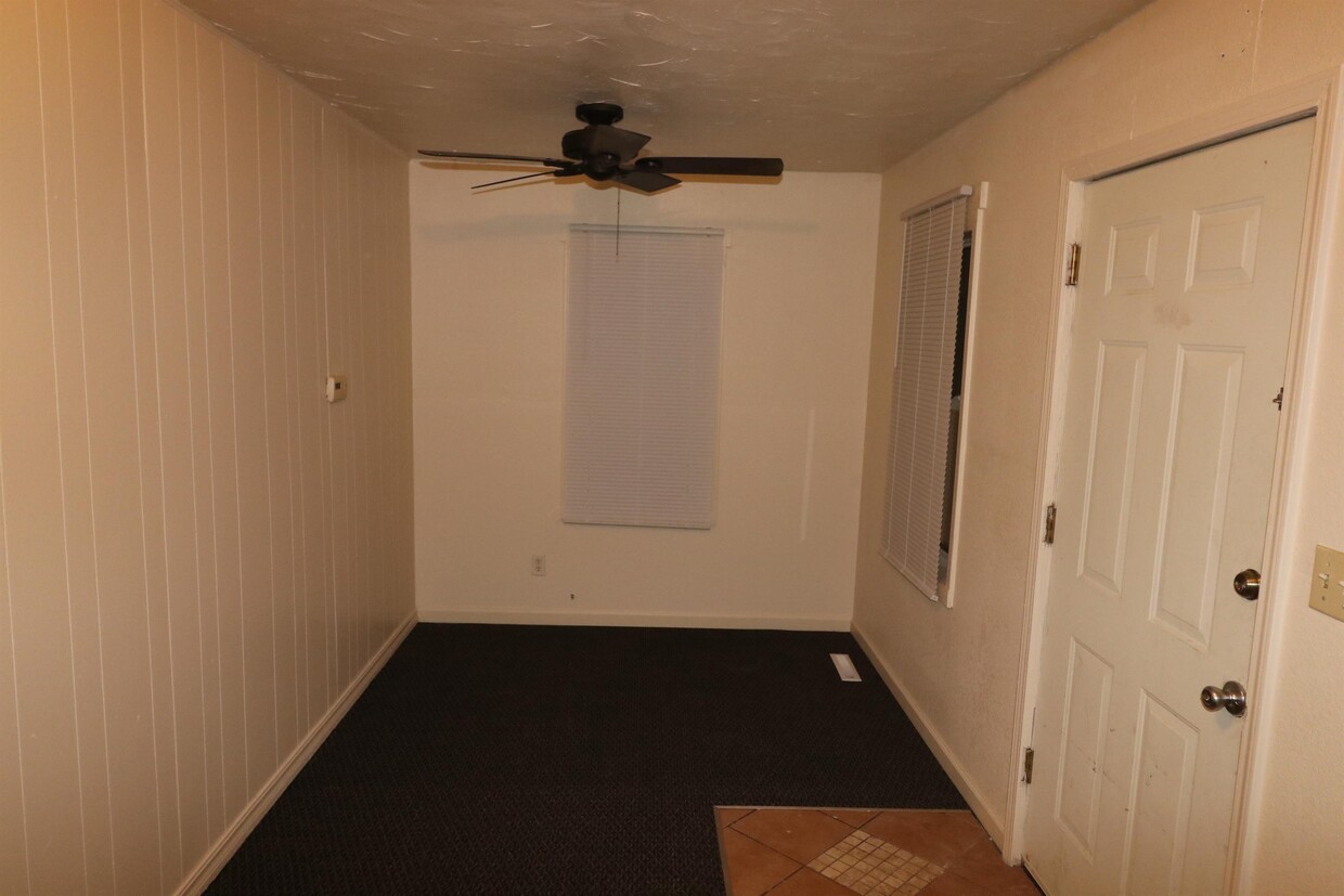 Primary Photo - 1322 N 5th St