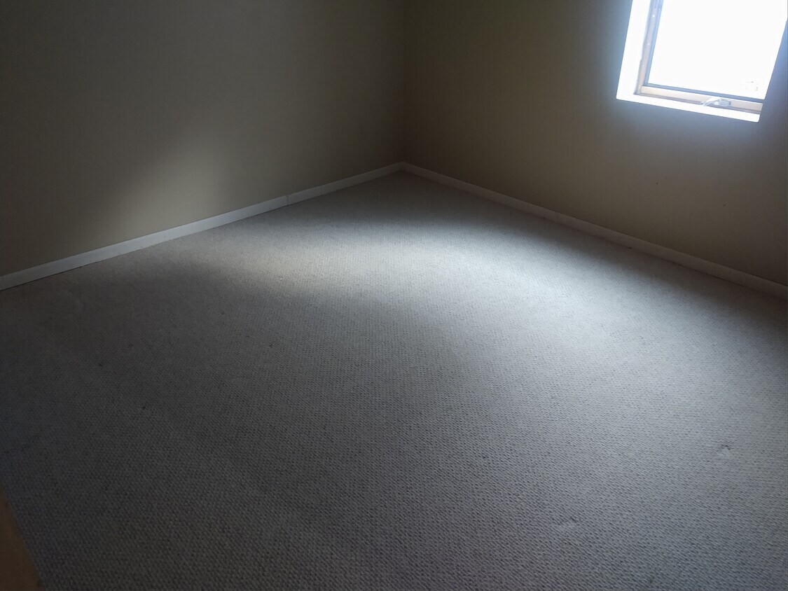 2045 Old Valley Ct SE, Kentwood, MI 49508 House Rental in Kentwood