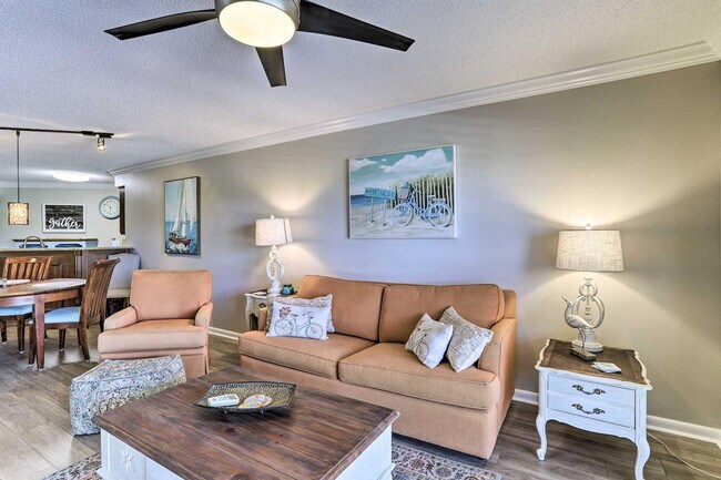 Foto del edificio - 6141 Bahia Del Mar Blvd S