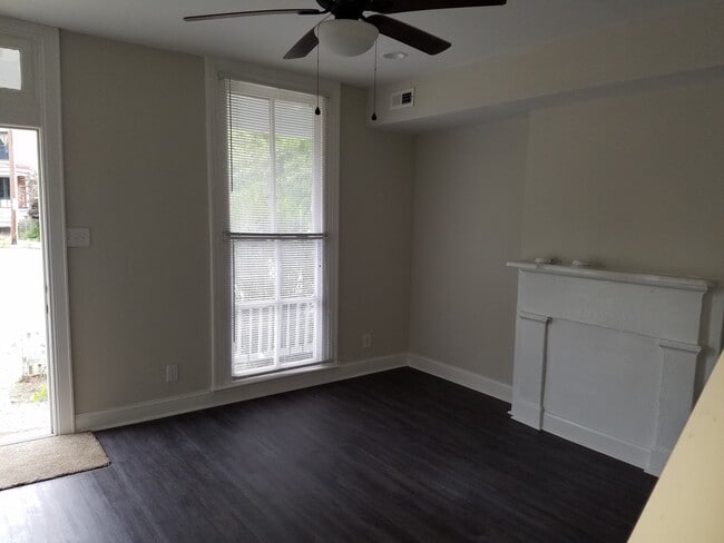 Building Photo - Beautifully Updated Church Hill Row House ...