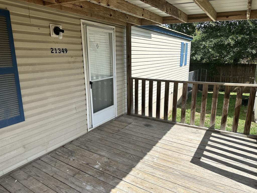 Primary Photo - 21349 W Knox Dr