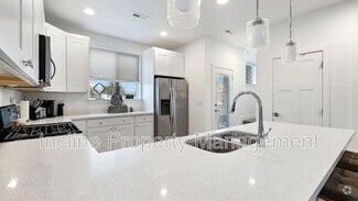Building Photo - 1428 E Komenda Way