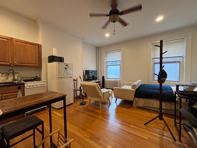 Foto del edificio - 85 Charles St