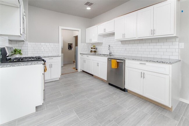 Foto del edificio - 1008 NW 45th St