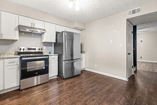 Building Photo - 8586 Creekwood Way