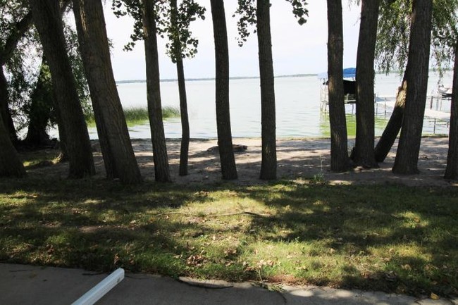 Foto del edificio - 3 bedroom in Spirit Lake IA 51360