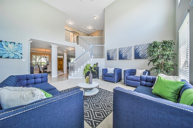 Building Photo - 16015 Portmanshire Ln