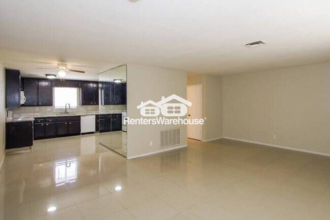 Foto del edificio - $500 Move-In Special!   Renters Warehouse ...